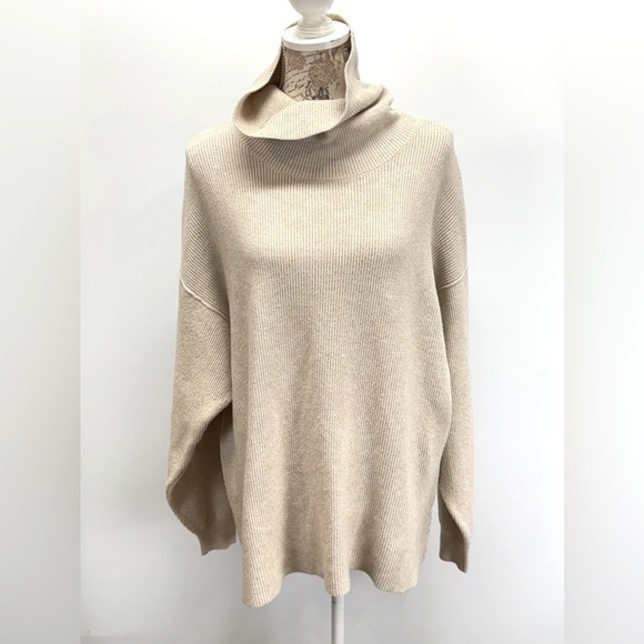 FREE PEOPLE Beige ribbed oversized turtleneck Sweater size M - Picture 1 of 12